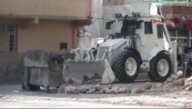 Mardin'de polise ateş açıldı