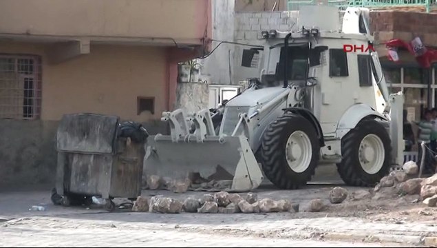 Mardin'de polise ateş açıldı