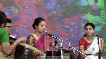 Kirtan By Vishaka Mataji - Bhajan: Achutam keshavam krishna damodaram