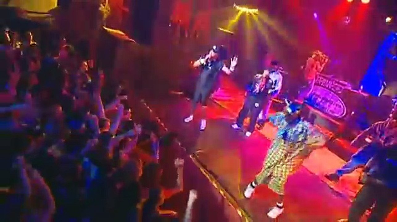 Public Enemy - Shut Em' Down (Live)