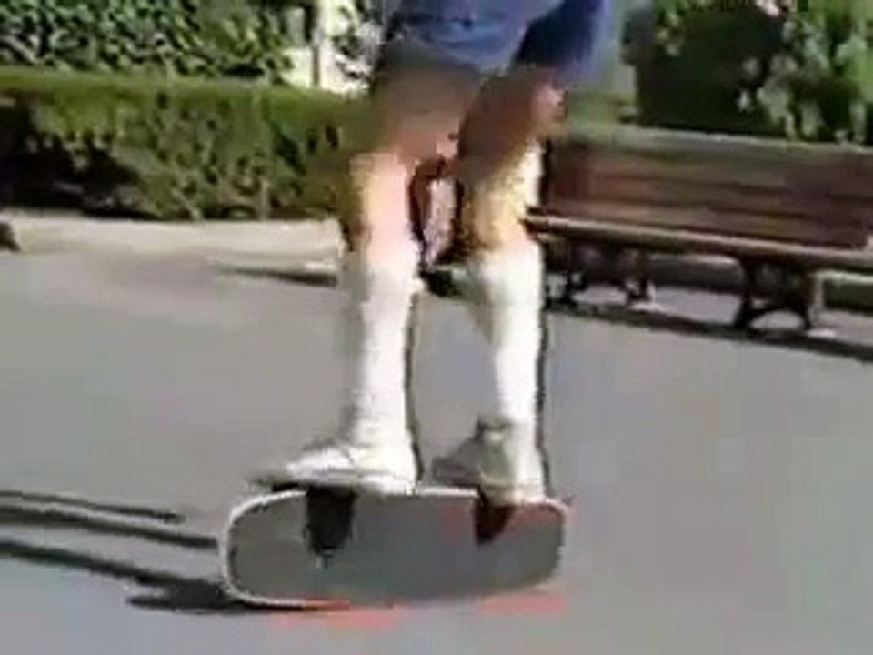 30yo video of Skateboard Legend Rodney Mullen! Most amazing Skateboard video ever