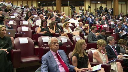 Papa diz que quem casa pela 2ª vez não deve ser excomungado