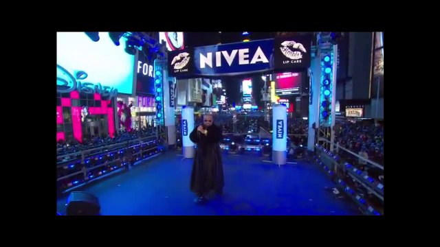 New York Times Square Ball Drop 2012 (HD) Lady Gaga & Mayor Bloomberg