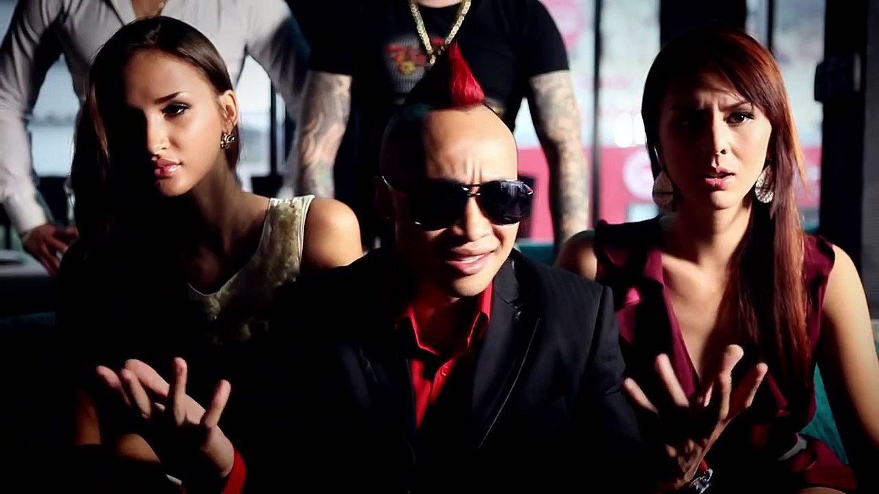 Antoneus Maximus - Shake Your Booty (Thai Hoa Version)