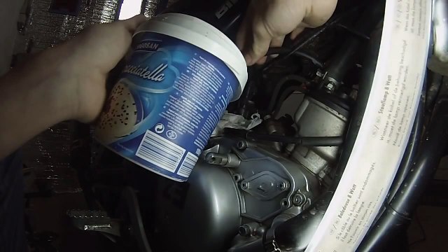 TUTO Comment Enlever son Carbu et le Nettoyer sur 50cc ?