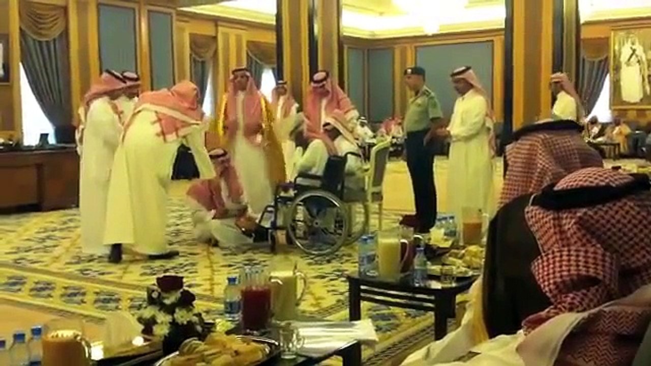 حقيقة رئيس الديوان الملكي  خالد التويجري