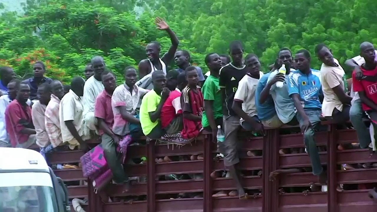 Cameroon deports 2,000 Nigerians in fight against Boko Haram