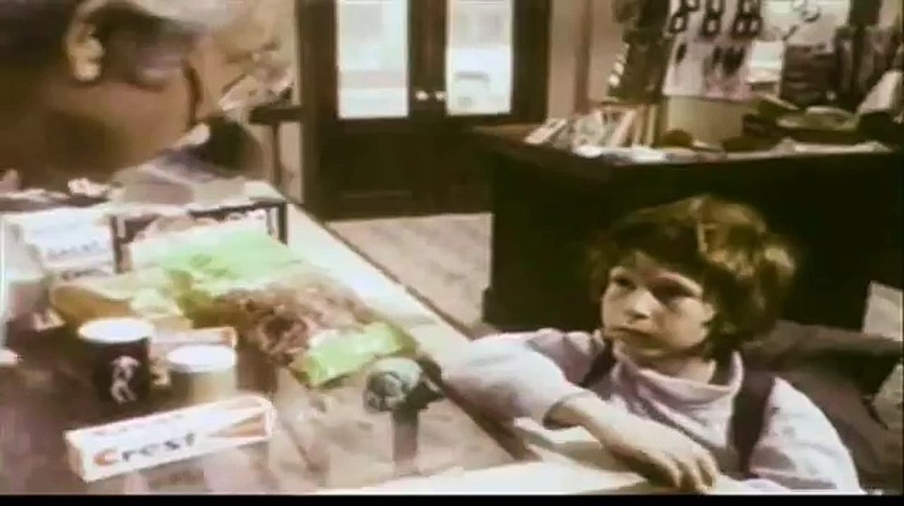 Exceedingly Creepy Toothpaste Commercial From The 70’s