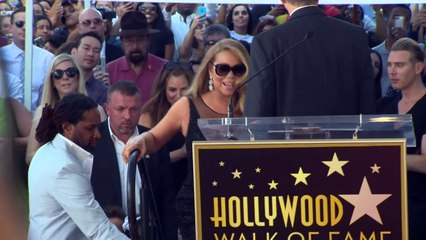 Mariah Carey ganha estrela na Calçada da Fama