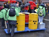 Fukushima Jahrestag 2013: Aktions- und Menschenkette um AKW Grohnde - Hildesheim