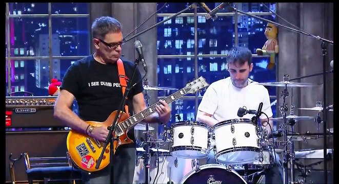 Ultraje faz cover de The Lovin’ Spoonful