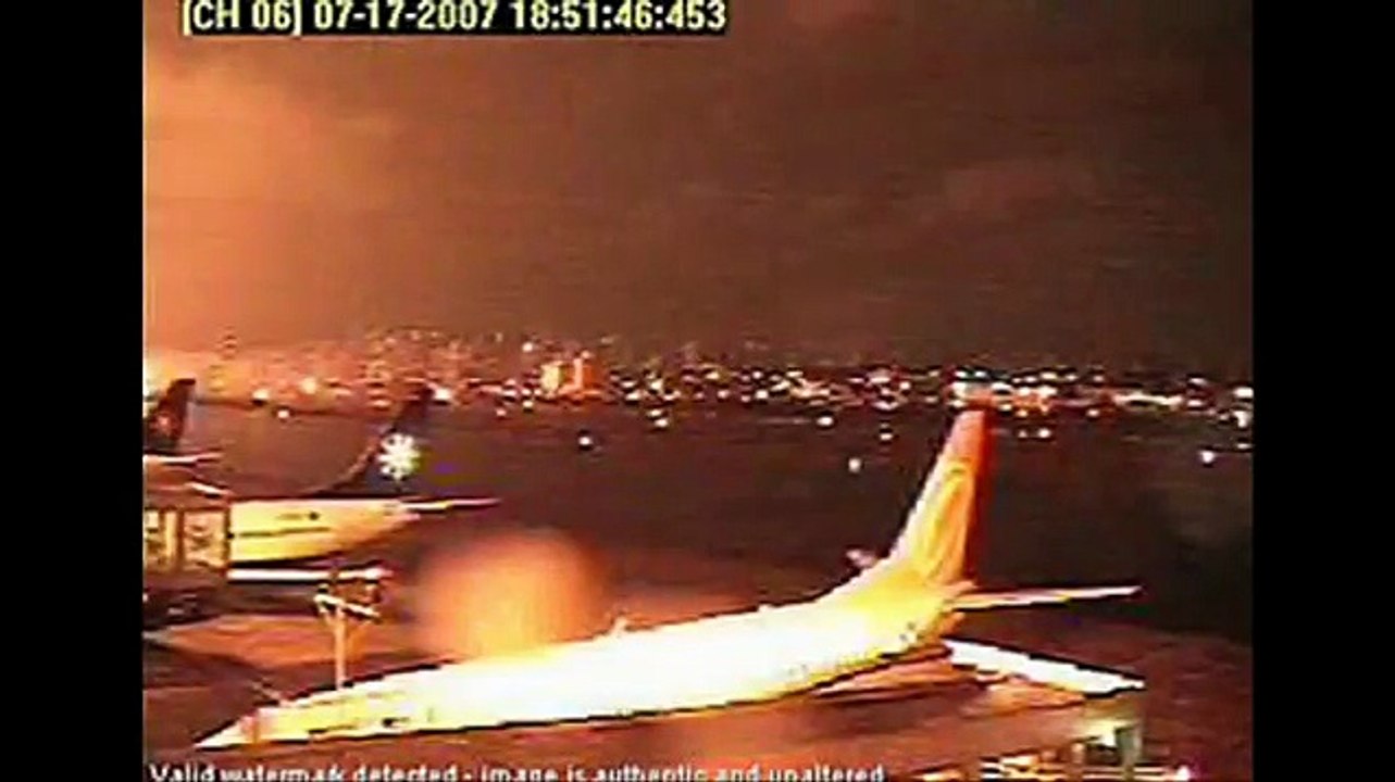 Video do acidente vôo TAM airbus A320 JJ3054 em Congonhas