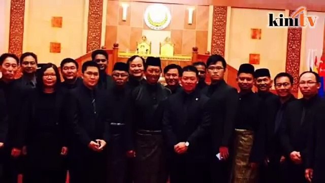 ADUN Pakatan Perak hadir DUN berpakaian hitam