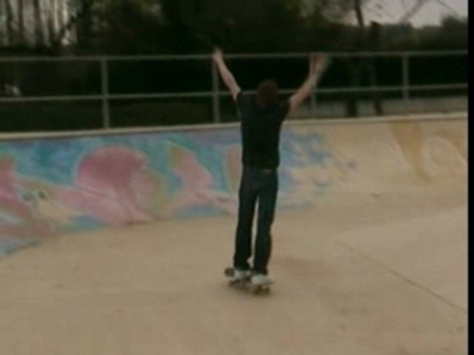 Skateboard flip nose block