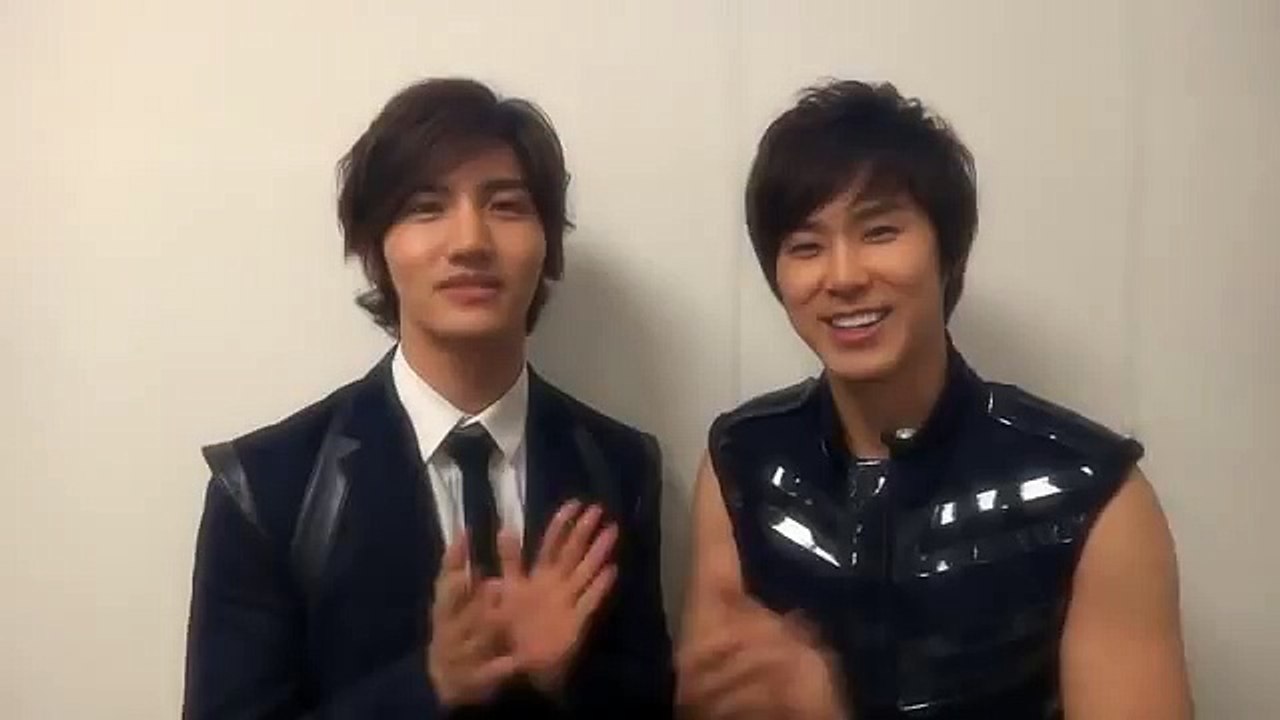 TVXQ! 동방신기_Christmas & New Year's Message