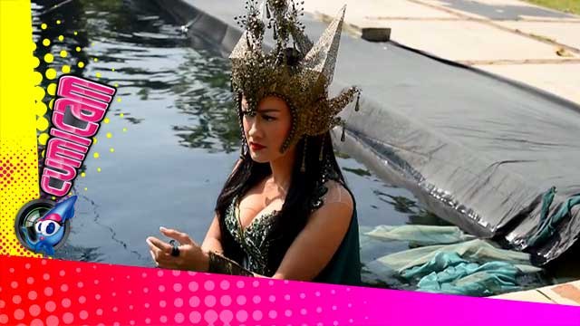 Jupe Menjelma Jadi Nyi Roro Kidul - Cumicam 06 Agustus 2015