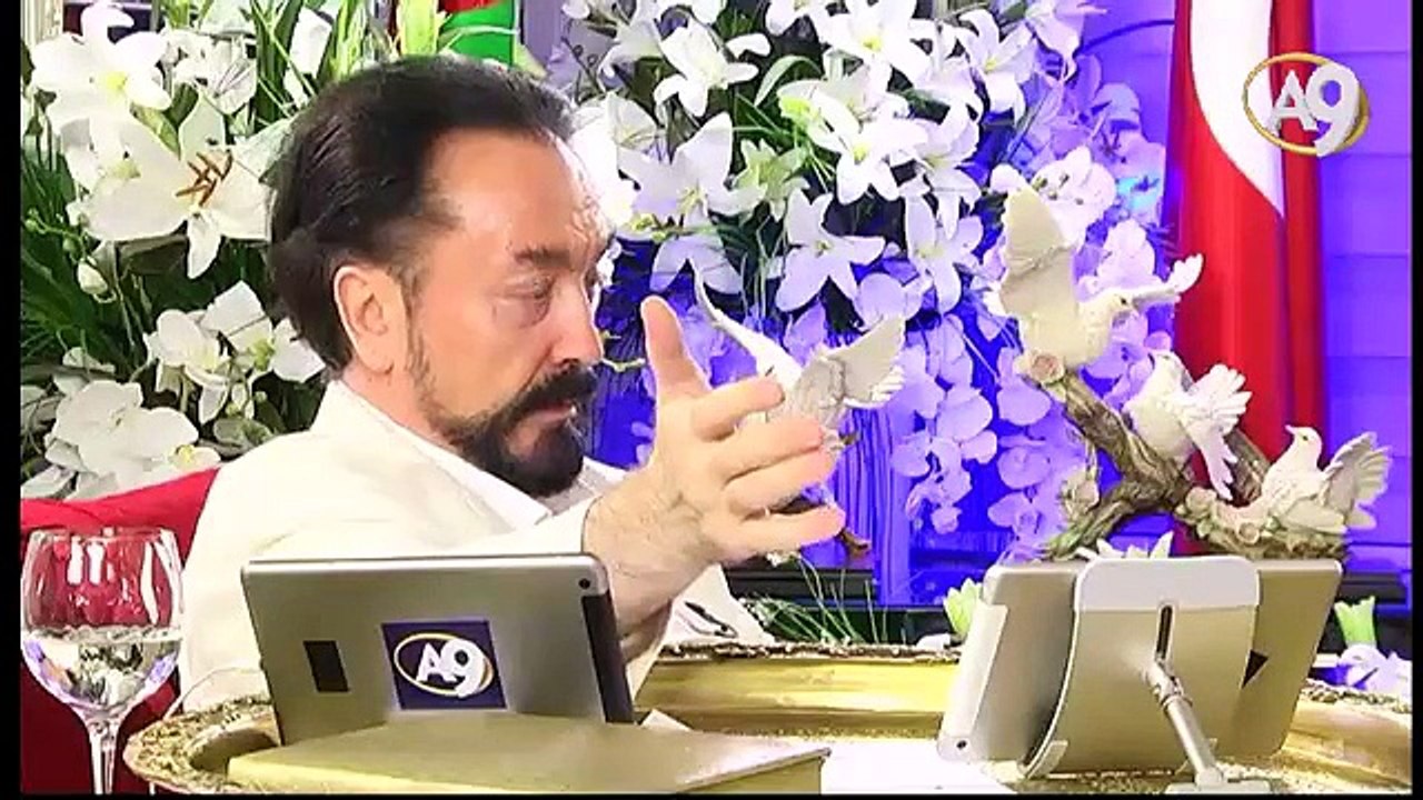 Avrupa Birliği’nin göçmen teknelerini imha için Libya’ya savaş gemisi göndermesi acımasızlığın ve sevgisizliğin örneğidir