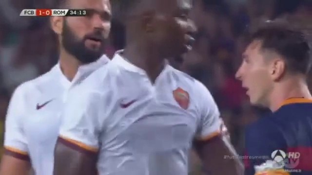 Lionel Messi Fight vs Yanga-Mbiwa - Barcelona vs AS Roma - Trofeo Joan Gamper 2015 HD