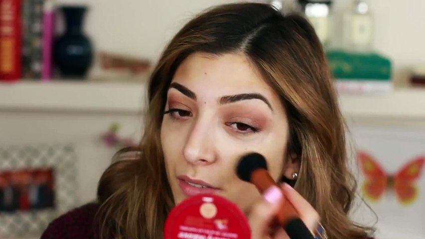 'No Makeup' Drugstore Makeup Tutorial   Essie Button