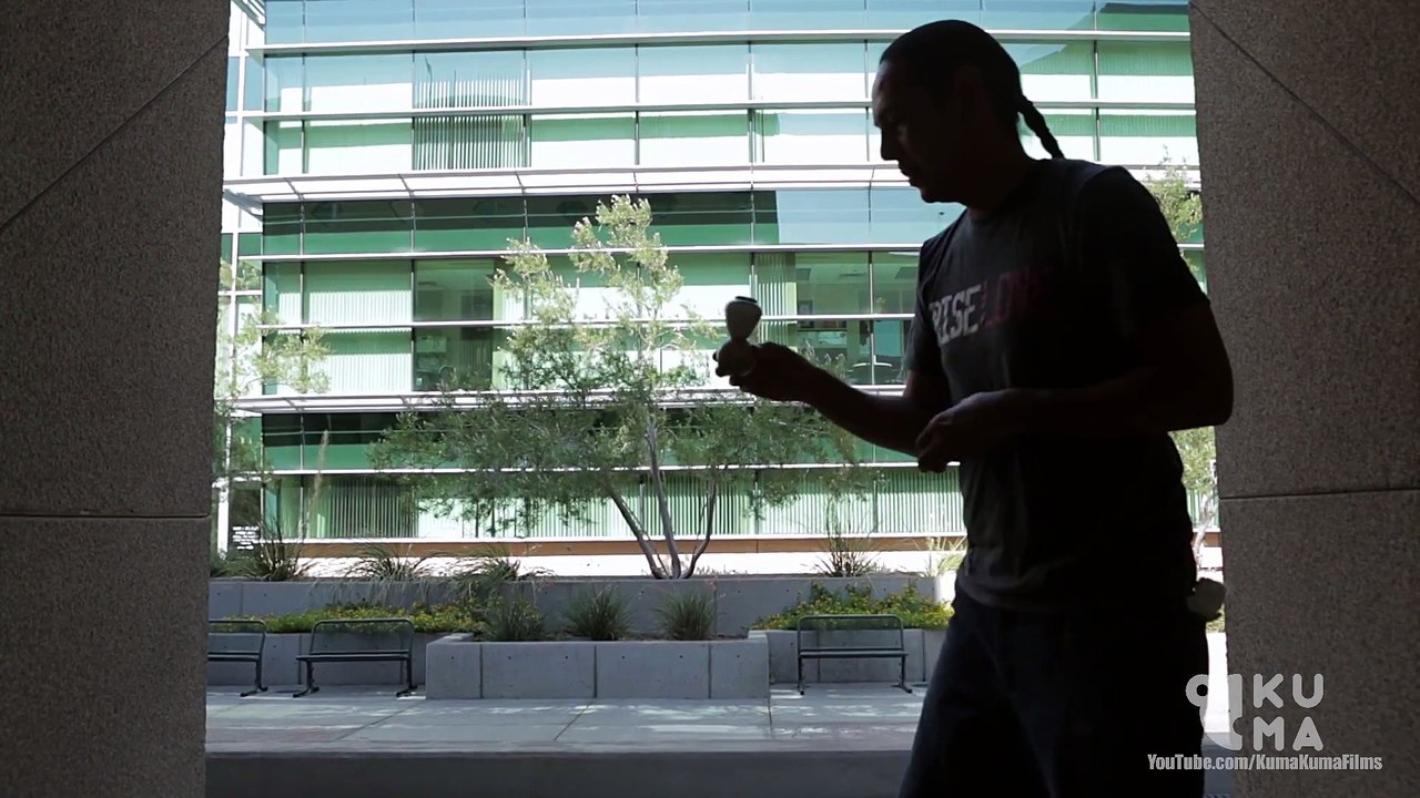 Gravity Defying Spintop Tricks are Insanely Entertaining to Watch