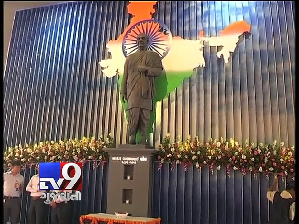 CM Anandiben Patel inaugrates Ahmedabad bus ter...