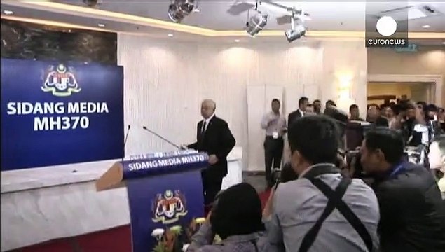 Suche nach MH370: Neue Flugzeug-Wrackteile auf La Réunion entdeckt