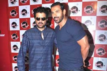 Anil Kapoor & John Abraham on a promotional spree!