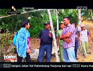 Batu Fosil Kayu Ulin Raksasa di Hutan Kutai Kartanegara