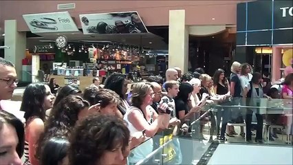 Who Runs The World by Beyonce - Topanga Mall Flashmob Brooklyn Jai