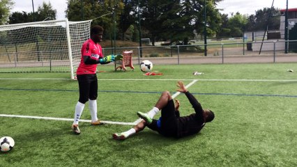 Séance du matin pour les gardiens de l'Evreux FC27 ( HD Vidéo)