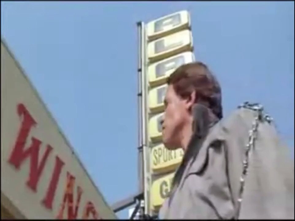 Terminator 1 - Gun Shop Scene