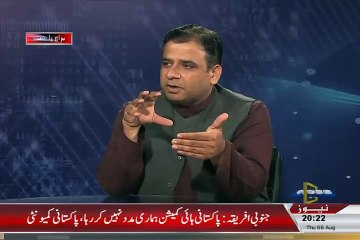Imran Khan Should be Ashamed of Himself for Doing Prado Stunt, Anchor Asif Mehmood
