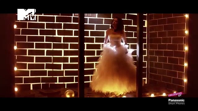 Pinjra - Full Song - Jasmine Sandlas - Badshah - Dr Zeus - Panasonic Mobile MTV Spoken Word