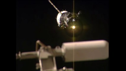 Expedition 44 Docks to the International Space Station