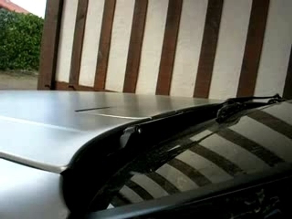 Delorean hood pop up