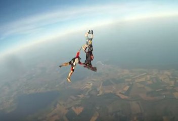 Cámara GoPro cae 3 mil metros y sigue grabando hasta el impacto