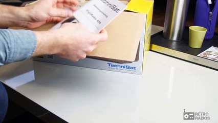 TechniSat DigitRadio 450 Unboxing & Test