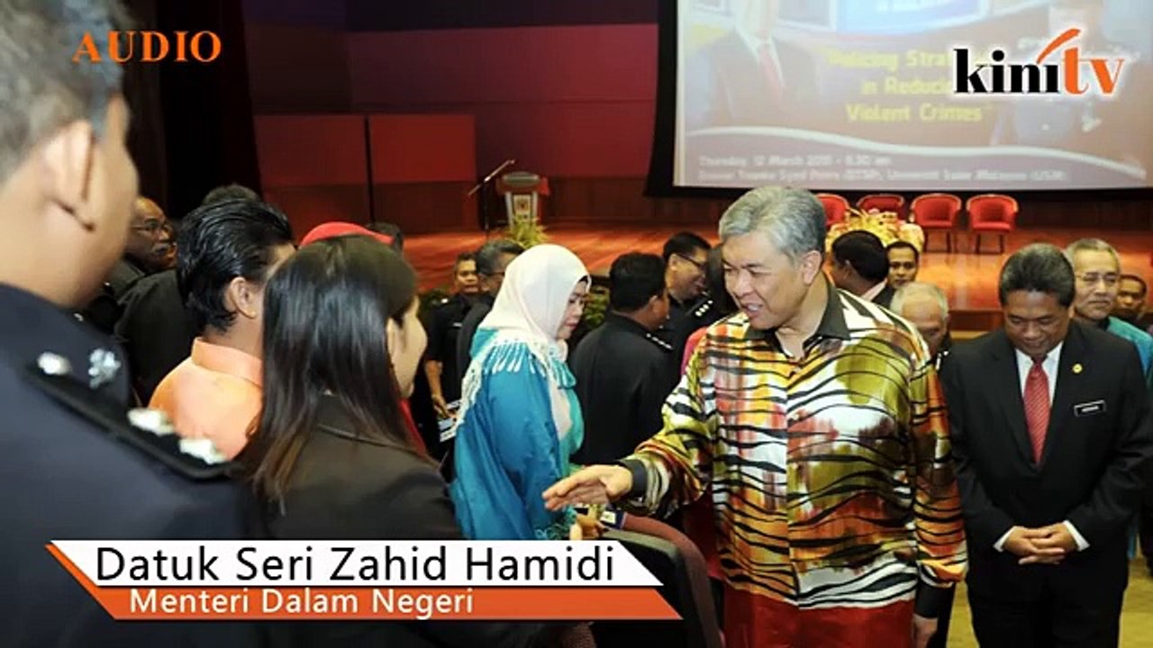 Besar ‘kemaluan’ menteri jika saya 'buka', kata Zahid