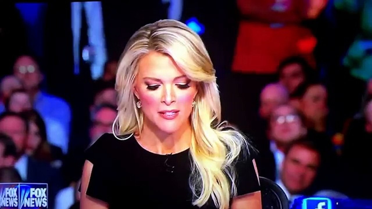 Donald Trump DESTROYS Rosie O'Donnell at the 2015 Republican GOP Debate
