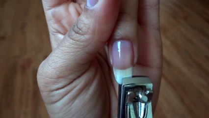 HOW TO Shape Oval Nails