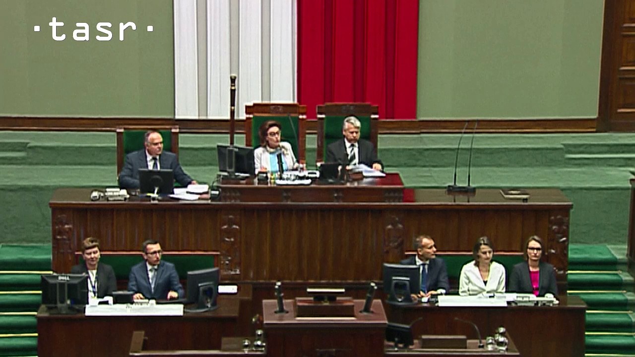 Poľsko má nového prezidenta, Andrzej Duda zložil prezidentský sľub 