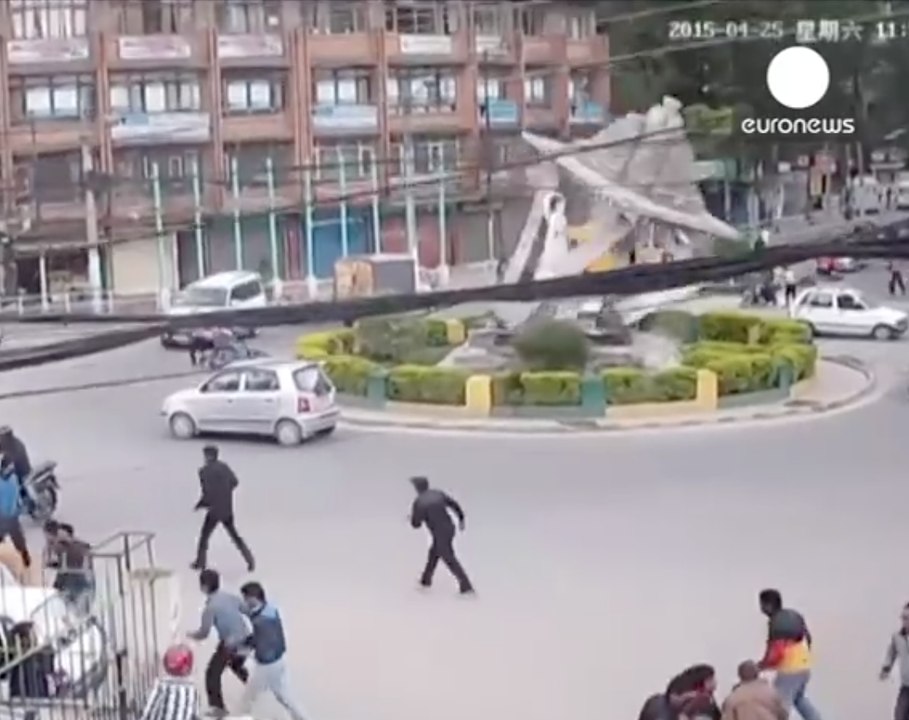 Les images marquantes des séismes ayant frappé le Népal en 2015