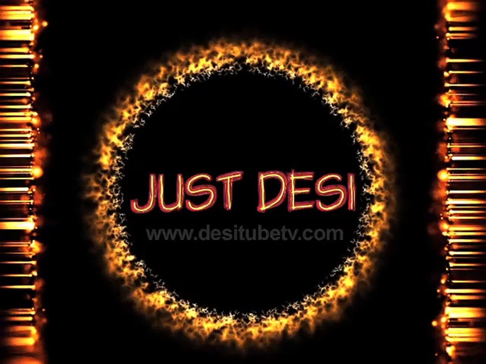 Gorgeous looks and SEXY Appealing Figured Models Doing Sensual Ramp Walk For AAKS Jewels At IIJW 2015