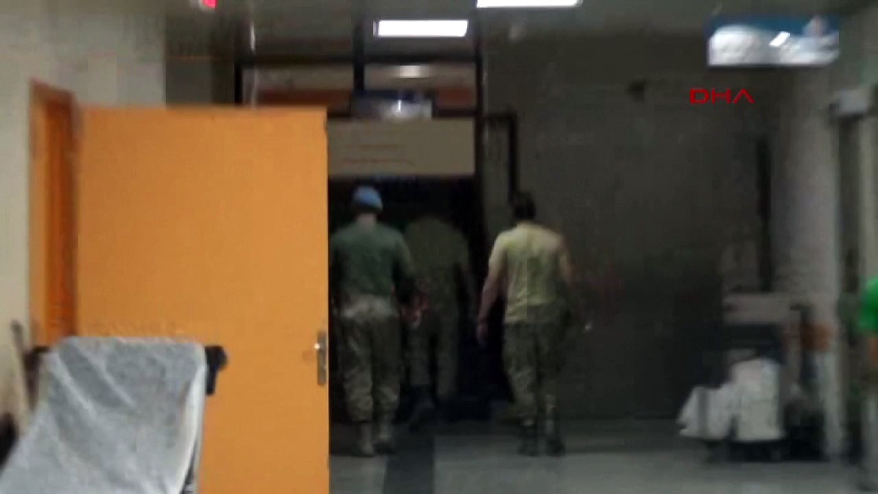 Suriye sınırında askeri araç devrildi: 7 asker yaralı