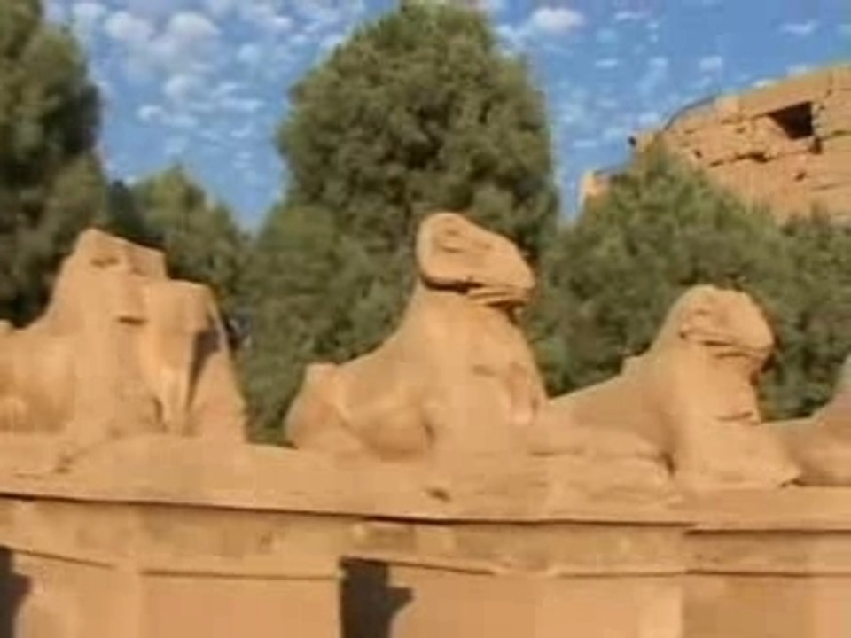 Visiting temples of Luxor Egypt 2003