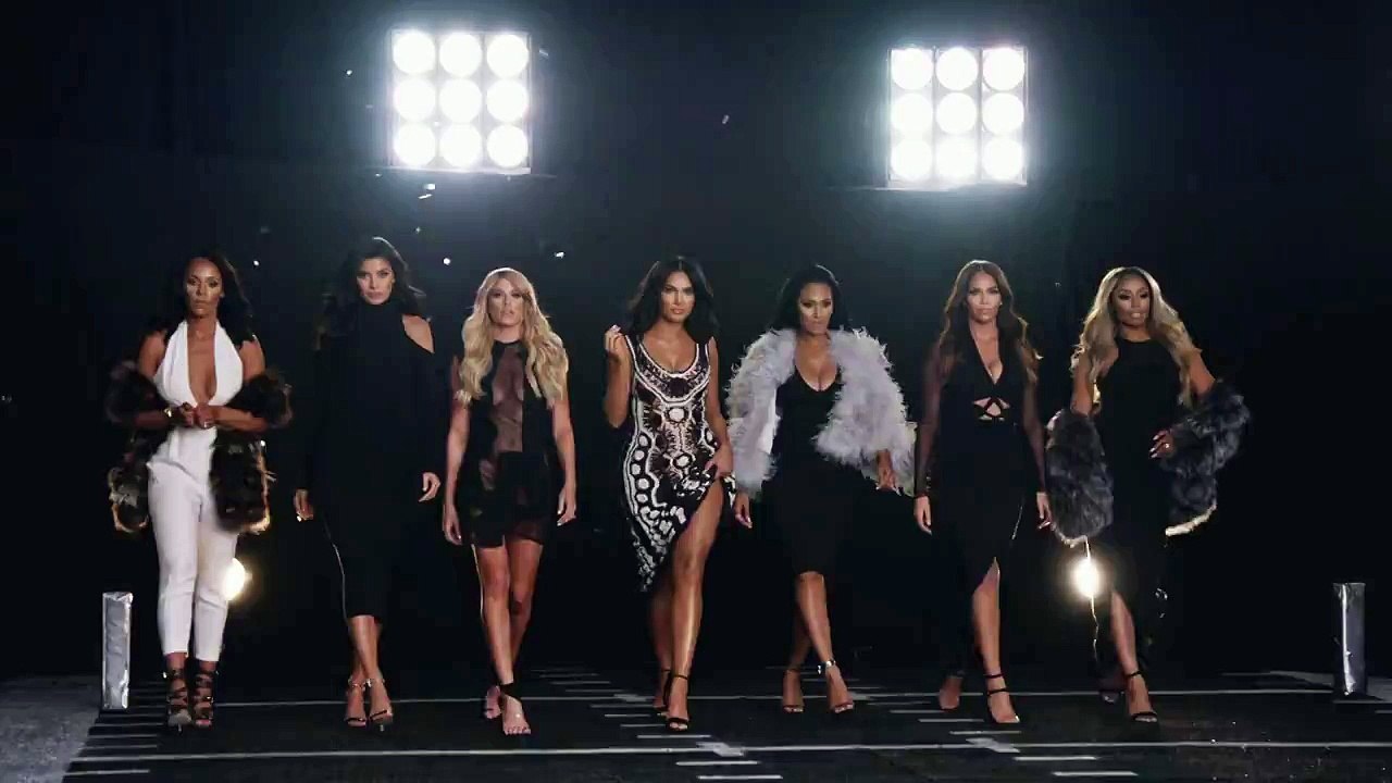 See Why Everyone Is Aspiring to Be a "WAG"! |E!