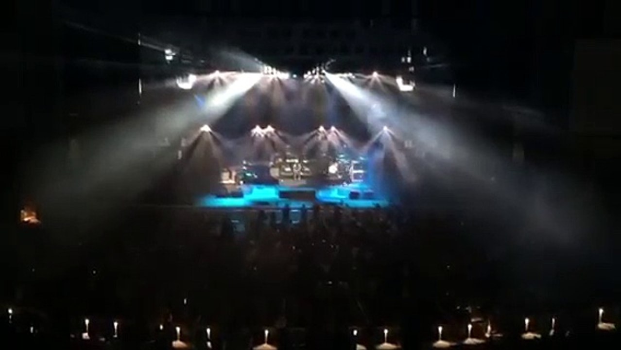 Deftones - Bored and Engine No. 9 Live at the Nikon At Jones Beach Theater 8/5/15