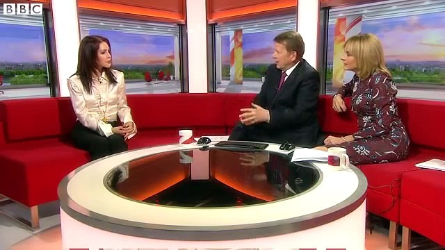 Priscilla Presley brings Elvis artefacts to London-copypasteads.com