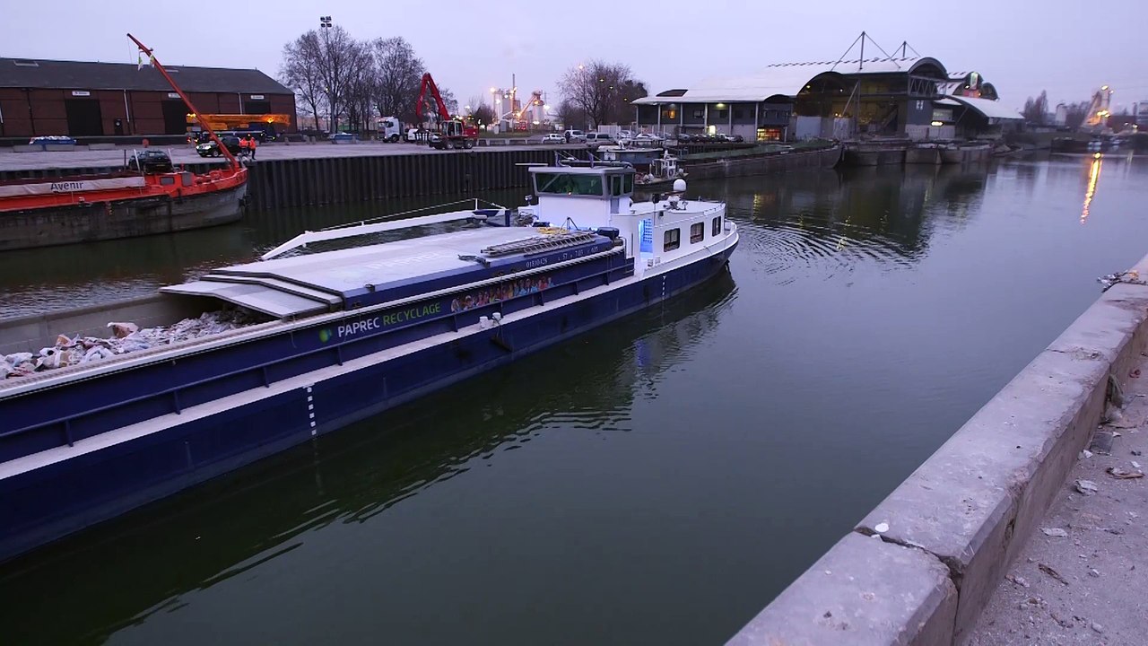 Paprec transporte les déchets de chantier en péniche !