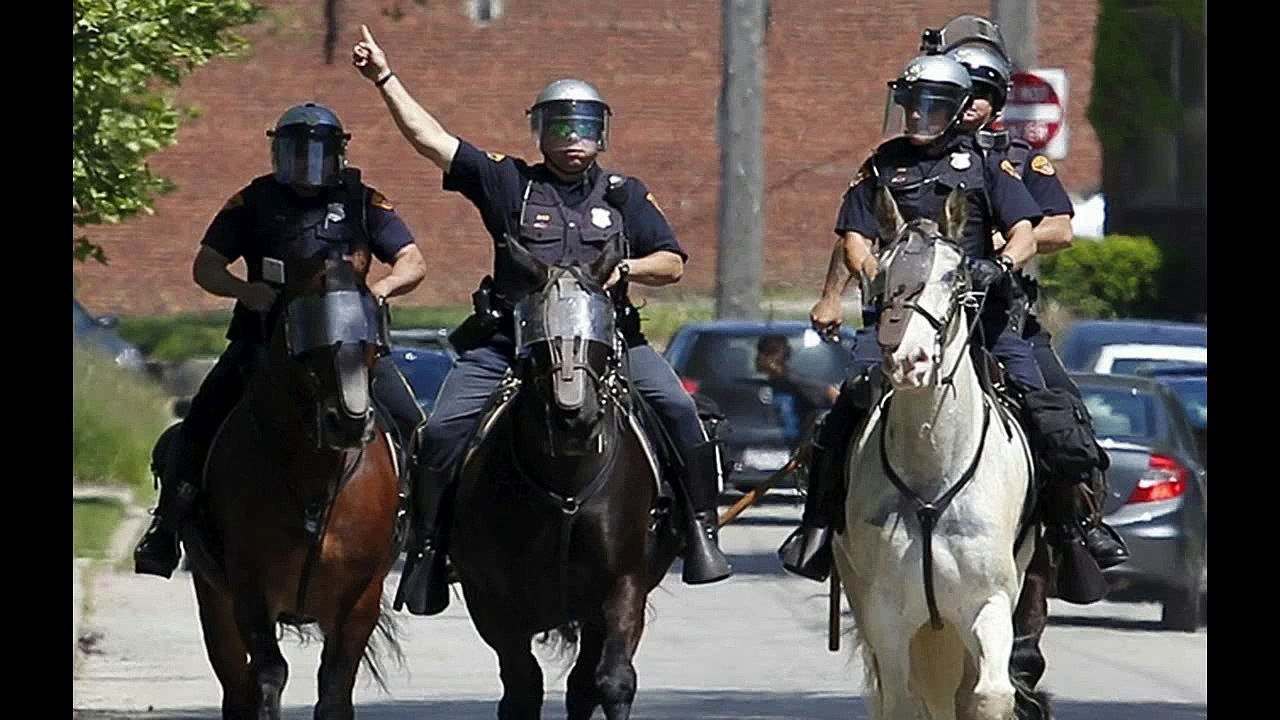 Cleveland Cops Could Be Forced to Submit to 'Federal' Monitors After Settlement